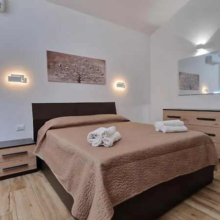 Casa Vacanze La Piccola Parigi Paceco