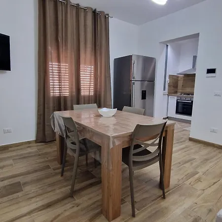 Casa Vacanze La Piccola Parigi Paceco